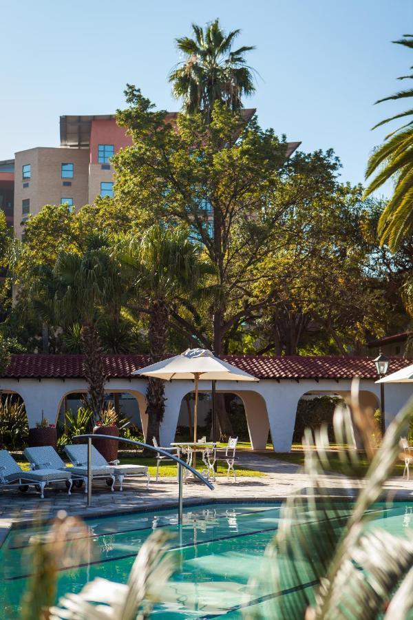 ホテル Garden Court ポロクワネ エクステリア 写真