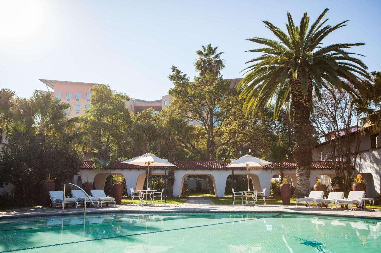 ホテル Garden Court ポロクワネ エクステリア 写真
